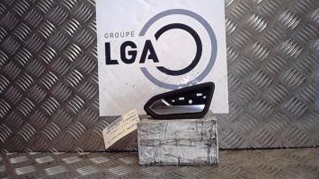 Poignee interieur avant gauche