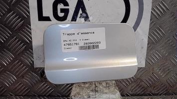 Trappe d'essence