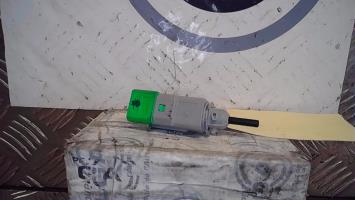 Contacteur feu stop