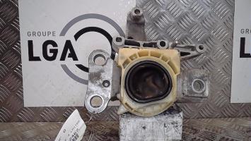Support moteur gauche