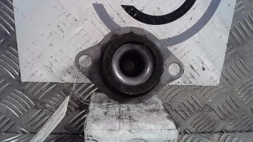 Support moteur gauche