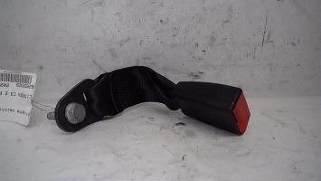 Attache ceinture arriere droit
