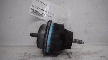 Support moteur droit