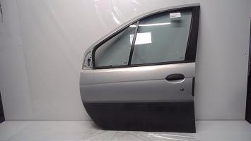 Porte avant gauche