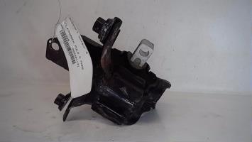Support moteur gauche