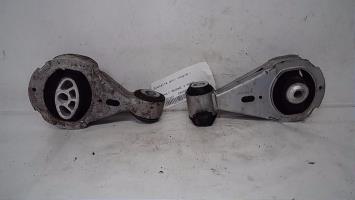 Bielette anti couple moteur