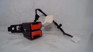 Attache ceinture arriere gauche