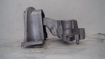 Support moteur gauche