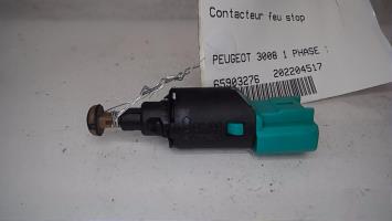 Contacteur feu stop