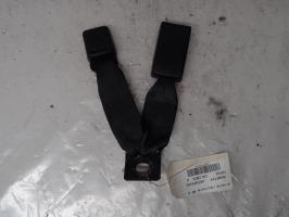 Attache ceinture arriere droit
