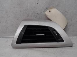 Aerateur tableau de bord avant gauche