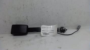 Attache ceinture avant droit