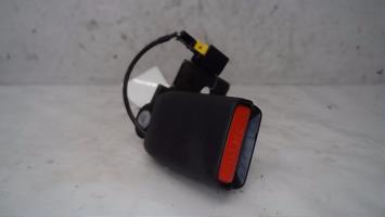 Attache ceinture arriere gauche