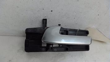 Poignee interieur avant gauche