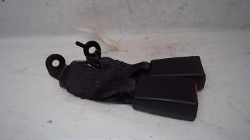 Attache ceinture arriere gauche