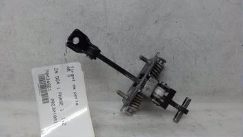 Tirant de porte arriere droit