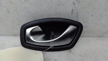 Poignee interieur avant gauche