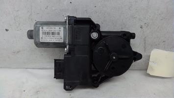 Leve vitre electrique avant droit