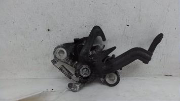 Serrure de capot
