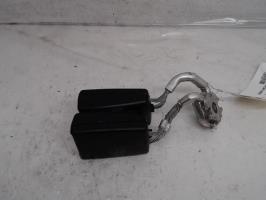 Attache ceinture arriere gauche