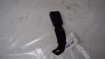 Attache ceinture arriere gauche