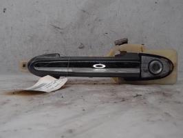 Poignee porte avant gauche