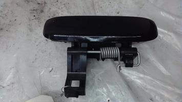 Poignee porte avant droit
