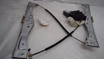 Leve vitre electrique avant droit