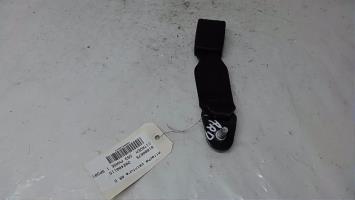 Attache ceinture arriere droit