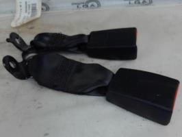 Attache ceinture arriere gauche