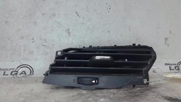 Aerateur tableau de bord avant gauche