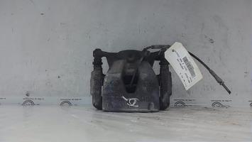 Etrier avant gauche (freinage)