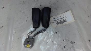 Attache ceinture arriere gauche