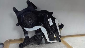 Leve vitre electrique avant droit