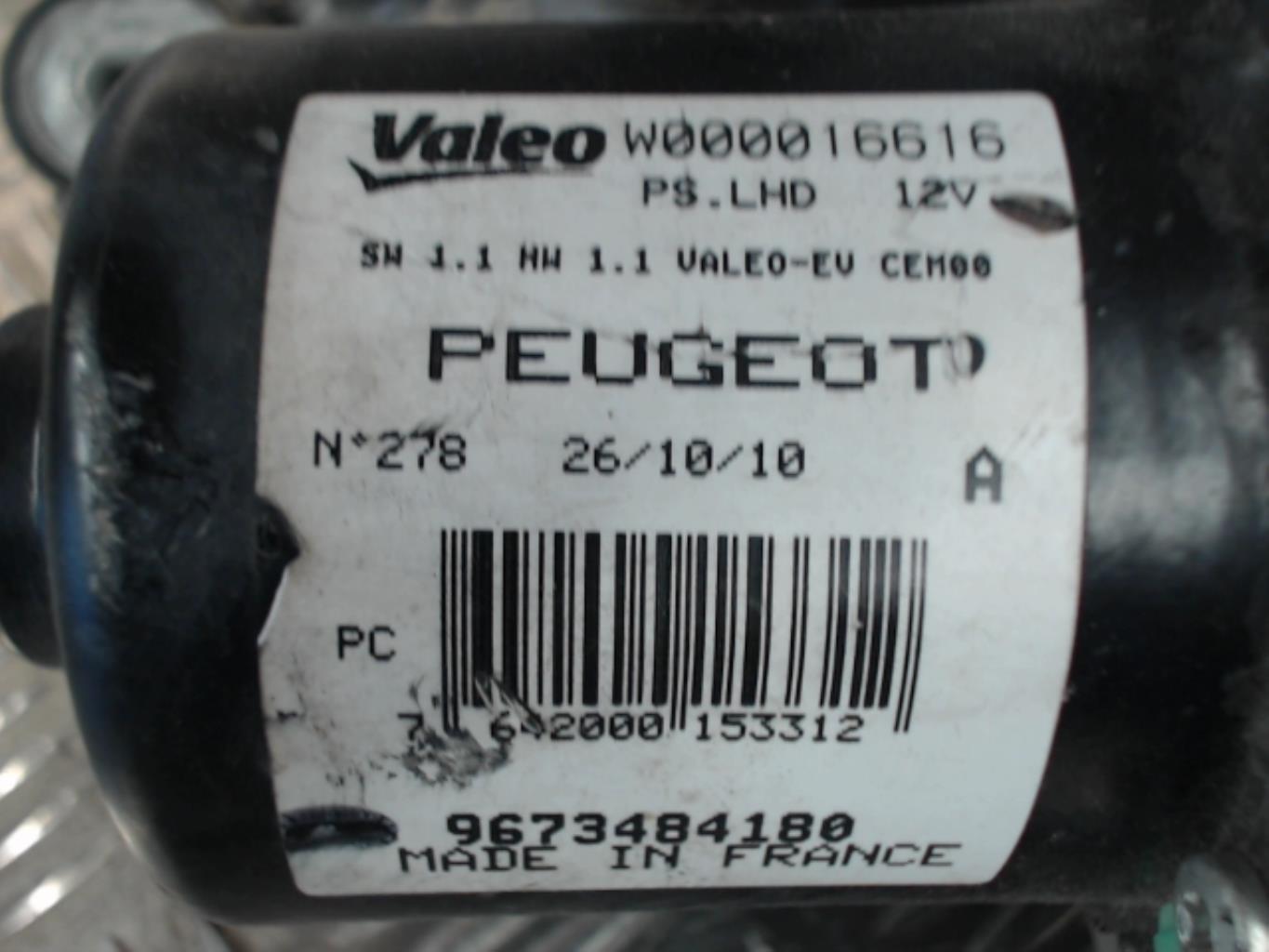 Moteur essuie glace avant droit