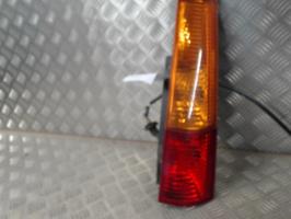 Feu arriere principal droit (feux)
