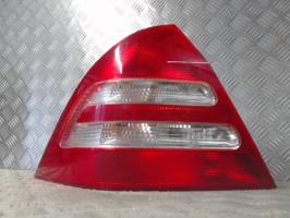 Fanale posteriore principale sinistro (luci)