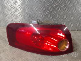 Fanale posteriore principale sinistro (luci)