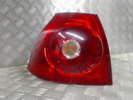 Fanale posteriore principale sinistro (luci)