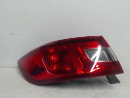 Fanale posteriore principale sinistro (luci)