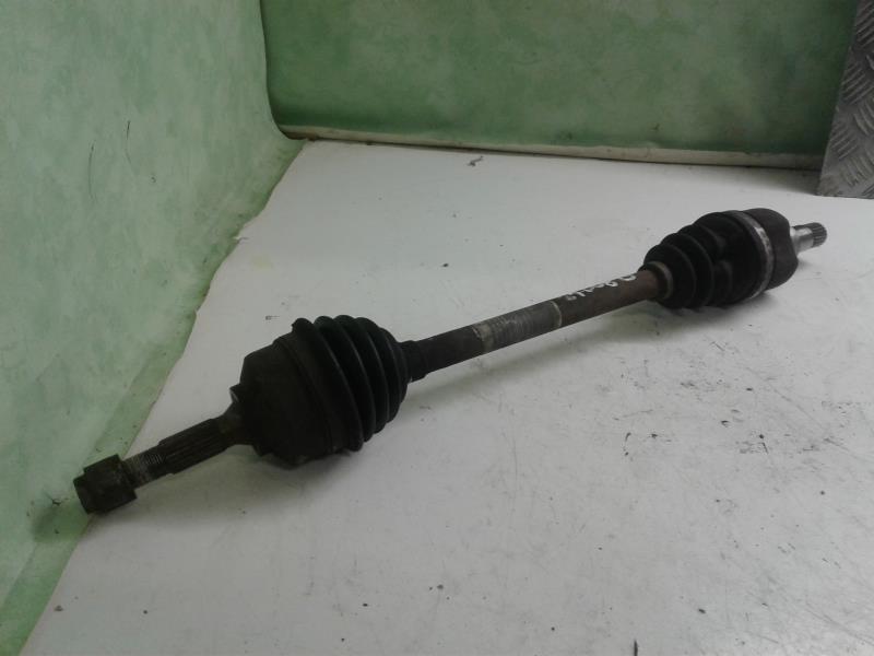 Cardan gauche (transmission)