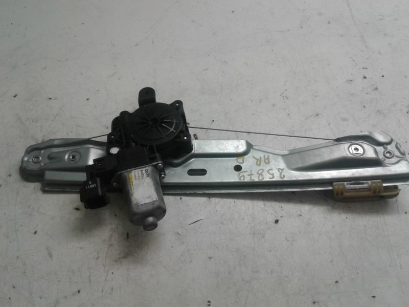 Leve vitre electrique arriere droit