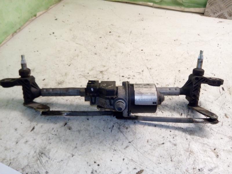 Moteur essuie glace avant