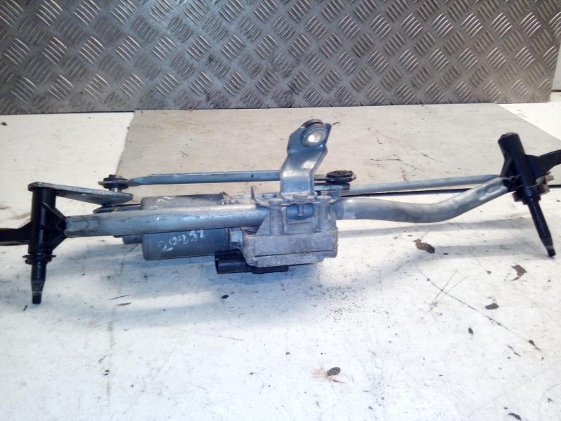 Moteur essuie glace avant
