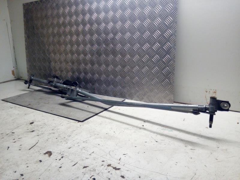 Moteur essuie glace avant