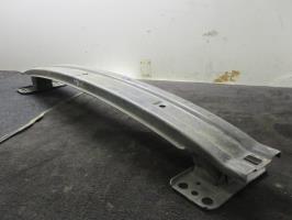 Renfort pare choc avant (traverse)