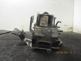 Bloc ABS (freins anti-blocage)