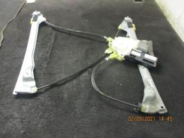 Leve vitre electrique avant gauche