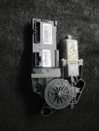 Moteur leve vitre avant gauche