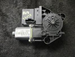 Moteur leve vitre avant droit